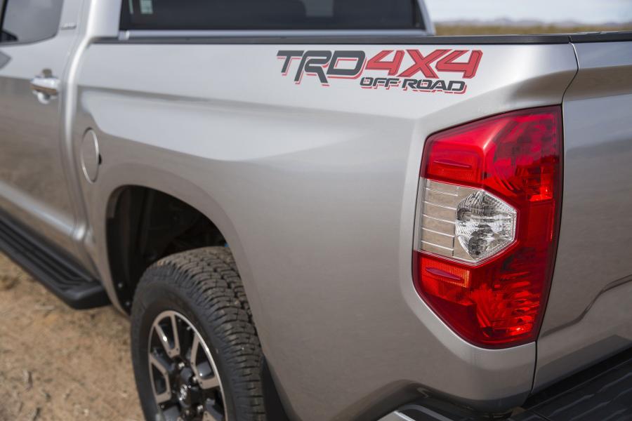  Toyota Tundra Limited 2014 года  (фото 10 из 19)